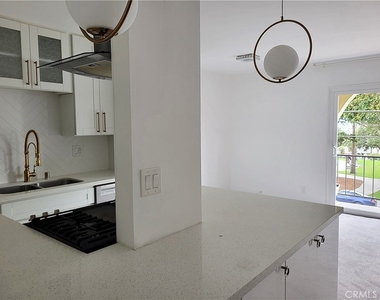 2311 4th Street - Photo Thumbnail 14