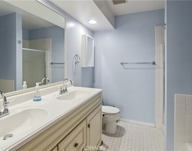 8710 Independence Avenue - Photo Thumbnail 14