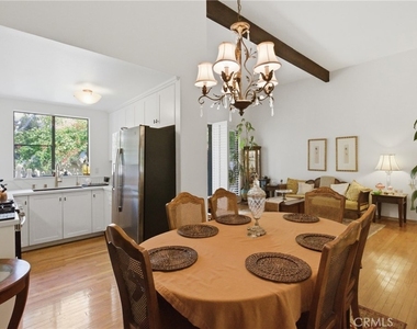 6225 Shoup Avenue - Photo Thumbnail 6
