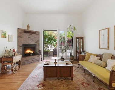 6225 Shoup Avenue - Photo Thumbnail 2
