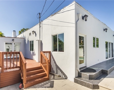 1094 S Plymouth - Photo Thumbnail 24