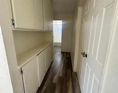 1715 Boysenberry Way - Photo Thumbnail 12