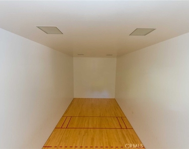 2577 Plaza Del Amo - Photo Thumbnail 50