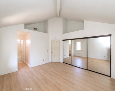 2577 Plaza Del Amo - Photo Thumbnail 22