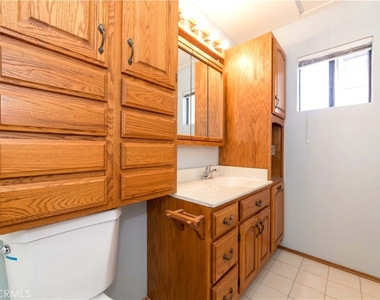 2577 Plaza Del Amo - Photo Thumbnail 17