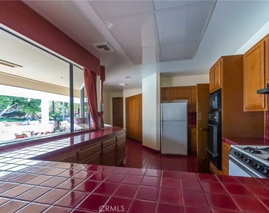 2577 Plaza Del Amo - Photo Thumbnail 45