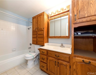 2577 Plaza Del Amo - Photo Thumbnail 16