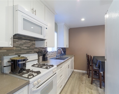 628 E Birch - Photo Thumbnail 3