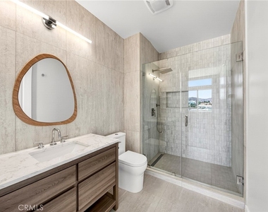 401 N Serrano - Photo Thumbnail 8