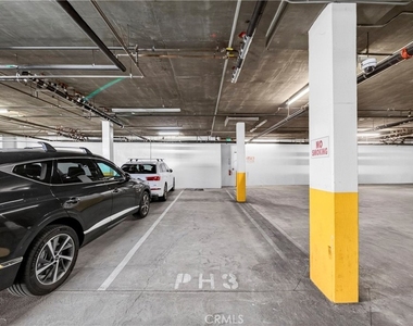 401 N Serrano - Photo Thumbnail 28
