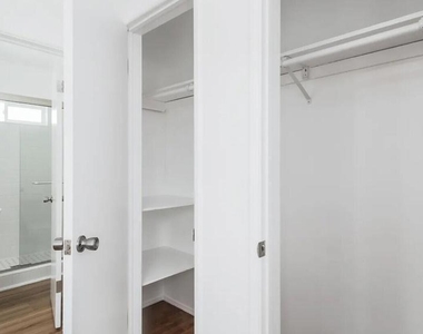 230 N Hollywood Way N - Photo Thumbnail 4