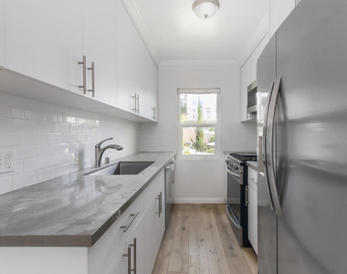 1736 Normandie Avenue - Photo Thumbnail 4