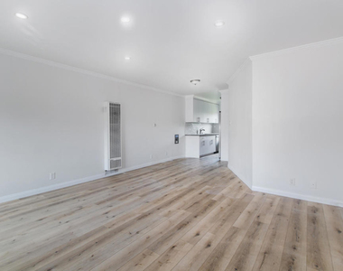 1736 Normandie Avenue - Photo Thumbnail 2