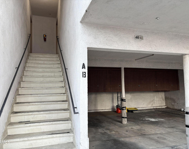124 S Olive Avenue - Photo Thumbnail 10