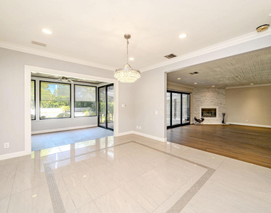 4330 Bel Aire Drive - Photo Thumbnail 9