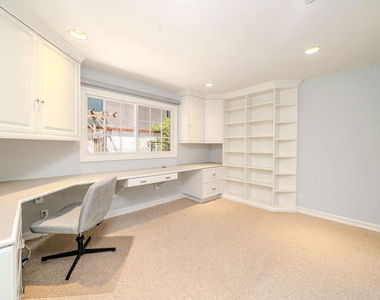 4330 Bel Aire Drive - Photo Thumbnail 22