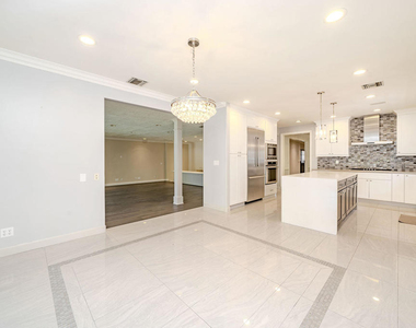 4330 Bel Aire Drive - Photo Thumbnail 15