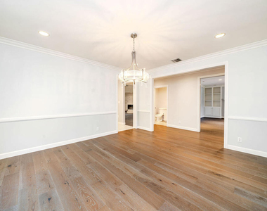 4330 Bel Aire Drive - Photo Thumbnail 5