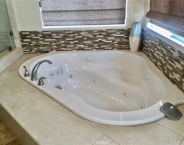 104 Avenida Caballeros - Photo Thumbnail 23