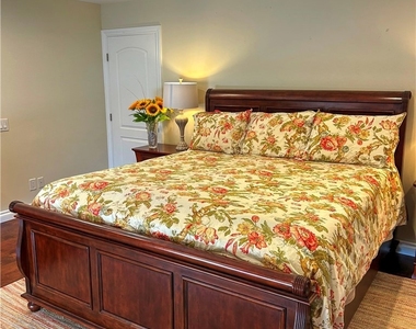 104 Avenida Caballeros - Photo Thumbnail 20