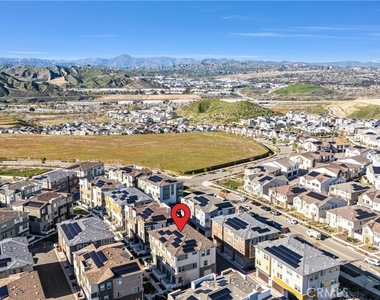 27120 Valley Oak Place - Photo Thumbnail 29