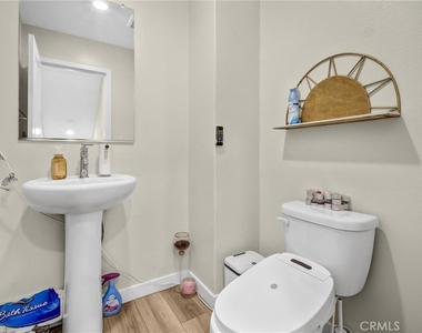 27120 Valley Oak Place - Photo Thumbnail 20