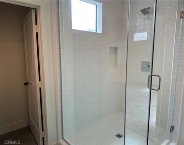 2182 Skylar - Photo Thumbnail 6