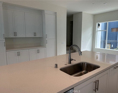2182 Skylar - Photo Thumbnail 9
