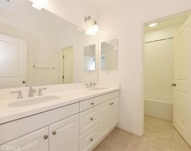 237 Wyndover - Photo Thumbnail 14