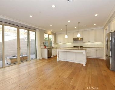 237 Wyndover - Photo Thumbnail 8