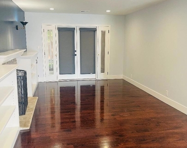 3495 Meridian Avenue - Photo Thumbnail 12