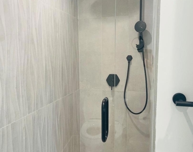 3495 Meridian Avenue - Photo Thumbnail 10
