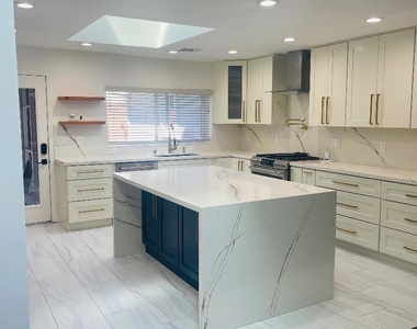 3495 Meridian Avenue - Photo Thumbnail 24
