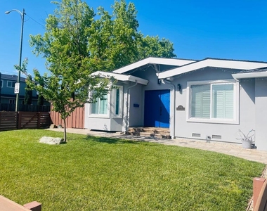 3495 Meridian Avenue - Photo Thumbnail 1