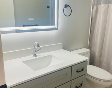 3495 Meridian Avenue - Photo Thumbnail 18