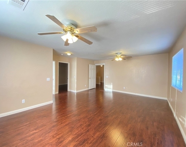 708 Hillview Street - Photo Thumbnail 30