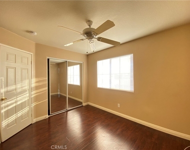 708 Hillview Street - Photo Thumbnail 32