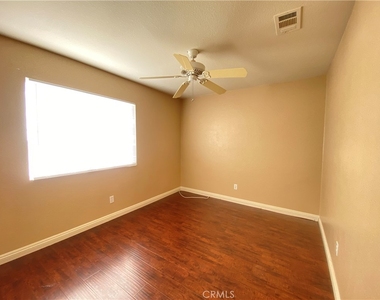 708 Hillview Street - Photo Thumbnail 31