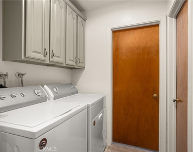 1335 Campus Avenue - Photo Thumbnail 20
