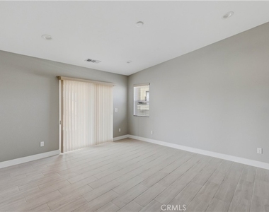 12415 Sycamore Street - Photo Thumbnail 13