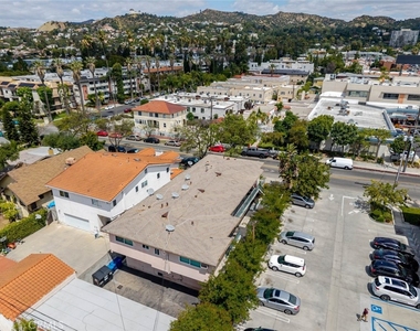 4514 Franklin Avenue - Photo Thumbnail 15