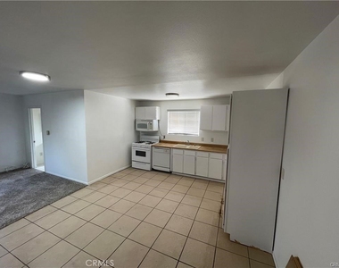 16395 A Broadway - Photo Thumbnail 6