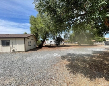 16395 A Broadway - Photo Thumbnail 1