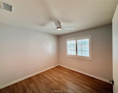 16206 Valleyvale Drive - Photo Thumbnail 5