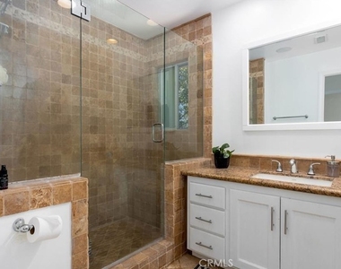 2112 Dover Drive - Photo Thumbnail 23
