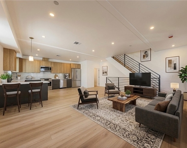 1239 N Orange Drive - Photo Thumbnail 2