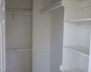 6017 Primrose Avenue - Photo Thumbnail 19