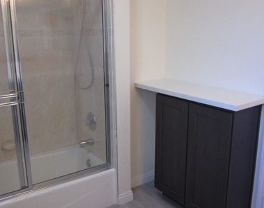 6017 Primrose Avenue - Photo Thumbnail 22