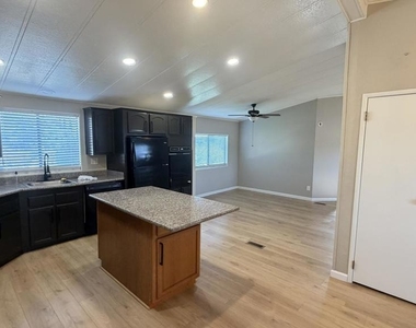 7770 Lone Tree - Photo Thumbnail 13