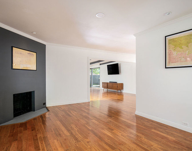 1900 Sycamore Drive - Photo Thumbnail 6